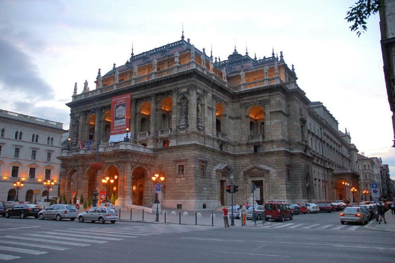 Cheerful And Cozy 2 Bedrooms 2 Bathrooms Apartment With Top Location Budapest Luaran gambar